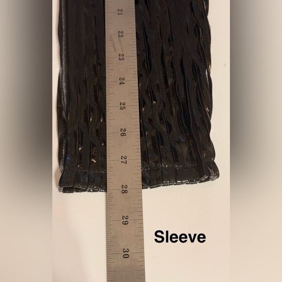 NWT Laura Ashley Women’s Full Zipper Jet Black Polyester Textured Sz M Jacket - Picture 14 of 15